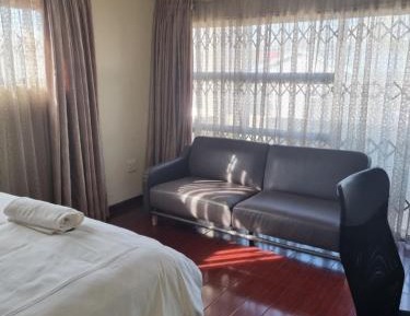 Luxury Queen Room