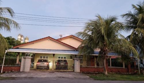 Five-Bedroom House