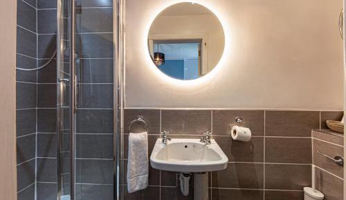 Standard Double Room with Shower