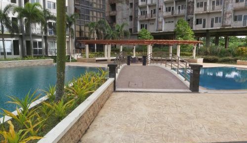 Apartment with Pool View 
