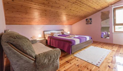 Three-Bedroom Apartment with Balcony