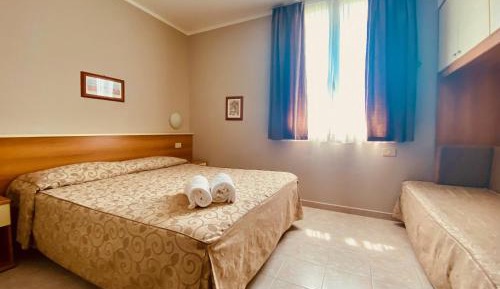 Double or Twin Room with Garden View