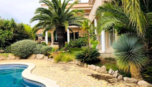 Villa