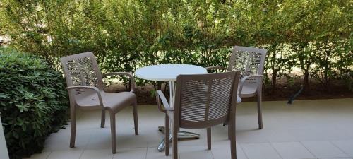 Triple Room with Garden View
