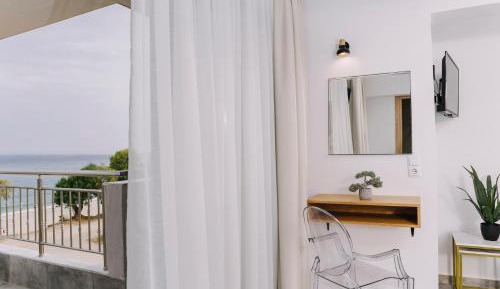Suite with Sea View
