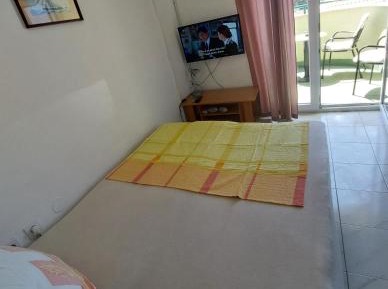 One-Bedroom Apartment with Balcony and Sea View (4 Adults) 