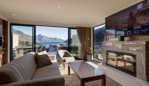 Bayview Suite