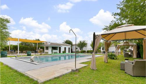Two-Bedroom Holiday Home