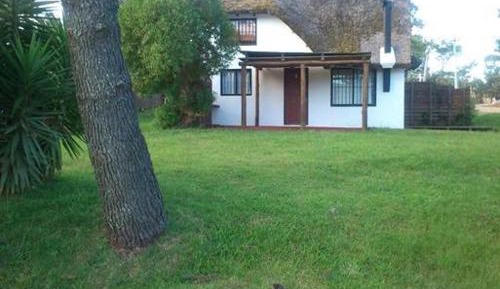 Bungalow (4-6 adults)