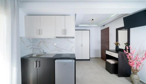 Deluxe Triple Room with Sea View