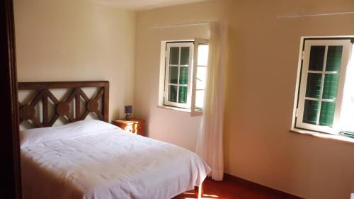 Standard Double Room with Shared Bathroom