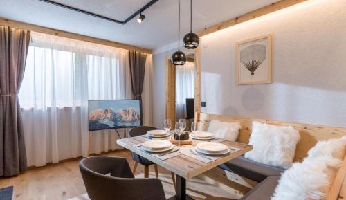 Apartment 4