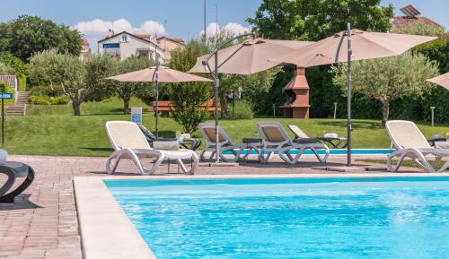 Premium Apartment with Private Garden