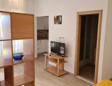 Standard Triple Studio