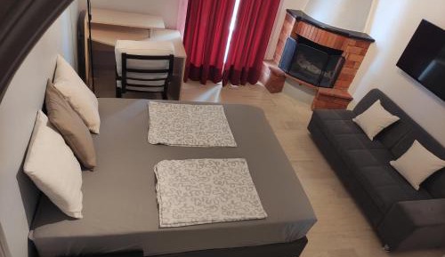 Studio Apartment with Sea View