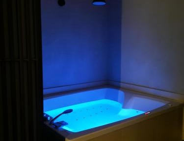 Deluxe Double Room with Bath