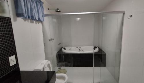 Suite with Hot Tub