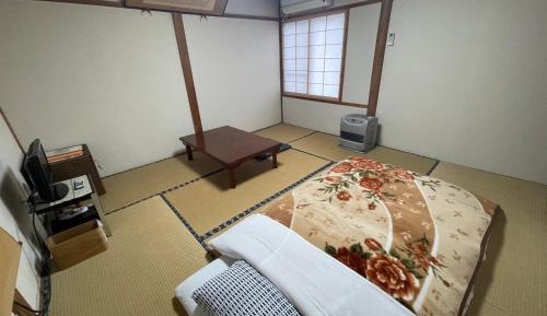 Standard Japanese Style Room-Shared Bathroom