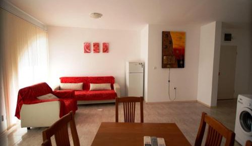 One-Bedroom Apartment with Sea View