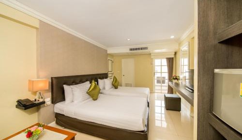 Deluxe Double or Twin Room