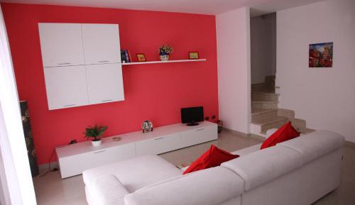 Apartment with Garden View