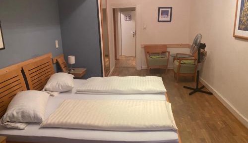 Large Double Room