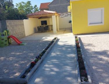 One-Bedroom House