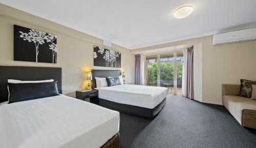 Deluxe Twin Room
