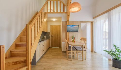 Deluxe Family Suite