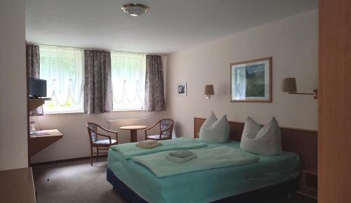 Large Twin Room