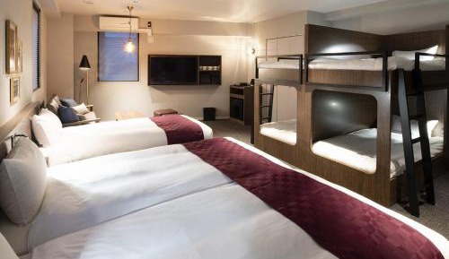 Triple Room with Private Bathroom