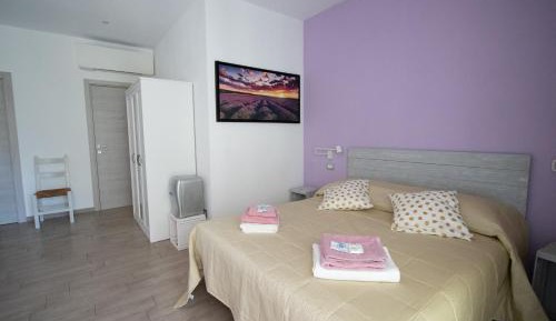 Double or Twin Room with Bathroom