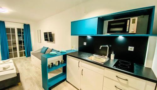 Double Room with Balcony (3 Adults)