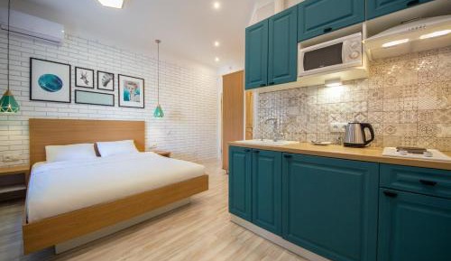 Studio Apartment