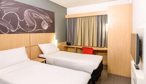 Standard Twin Room