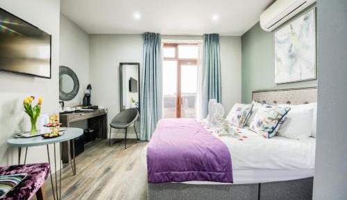 Standard Double Room with Balcony