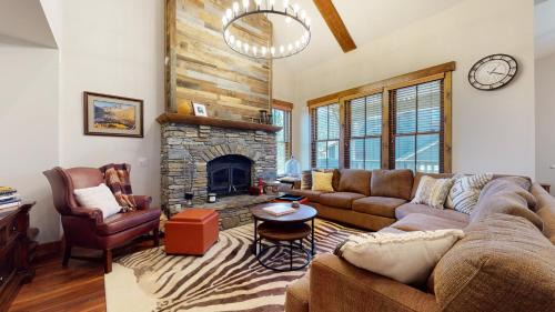 Four-Bedroom Apartment