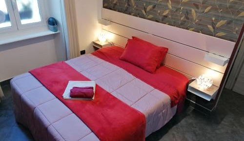 Double or Twin Room with Private Bathroom