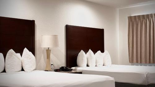Standard Queen Room with Two Queen Beds
