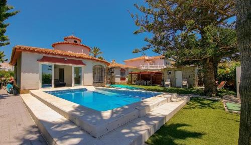 Villa with Sea View