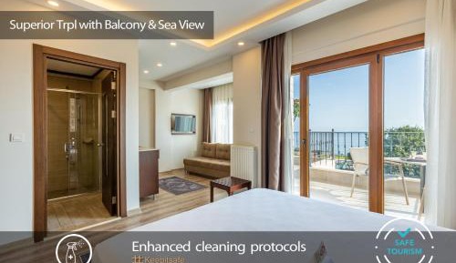 Superior Triple Room with Sea View