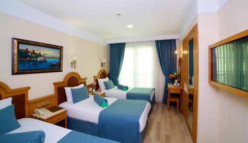 Triple Room