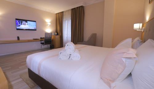 Superior King Room