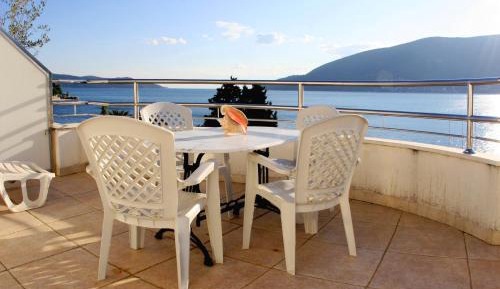 Apartment for with Sea View  (2-3 People)