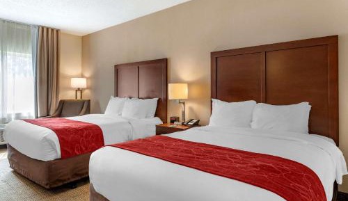 Queen Room with Two Queen Beds with Accessible Tub - Accessible/Non-Smoking