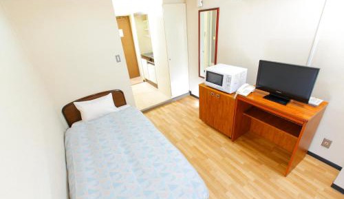 Single Room - Smoking - House Keeping is Optional with Additional Cost
