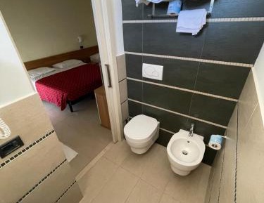 Standard Triple Room with Sea View