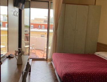 Basic Triple Room