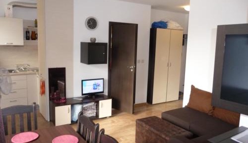 Studio with Balcony (3 Adults) 