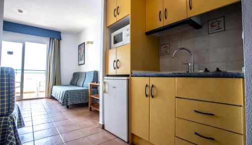 One-Bedroom Apartment (2 Adults + 1 Child)